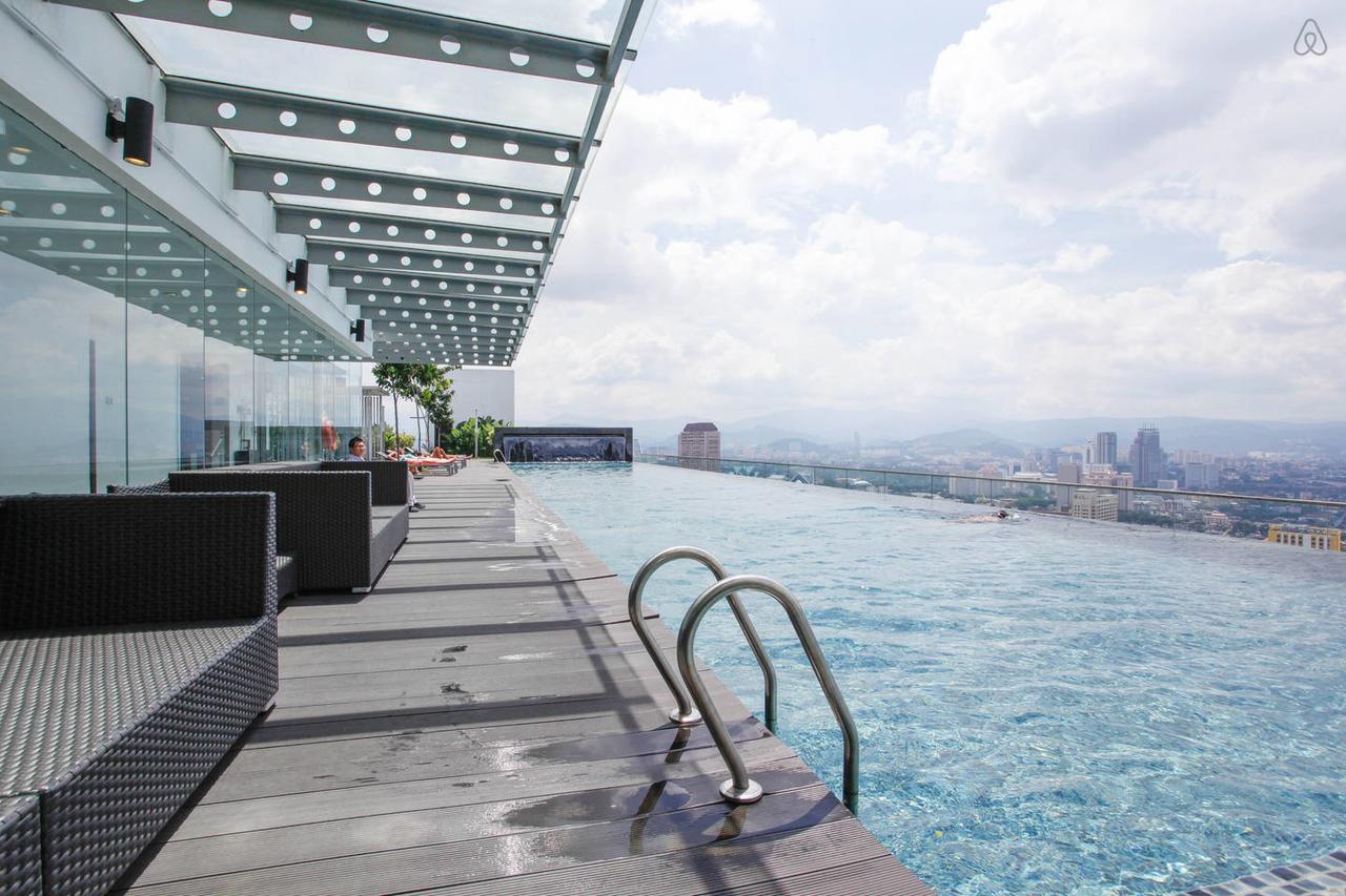Regalia Suites Куала-Лумпур Экстерьер фото